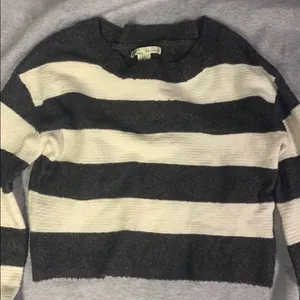 Kaisely Striped sweater thumbnail 2