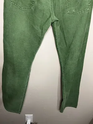 Levis Vintage‎ Y2K Green Corduroy Straight-Leg Button Fly Pants thumbnail 9