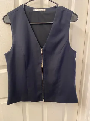 Abercrombie & Fitch Black Sleeveless Zip-Front Vest thumbnail 7