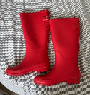 Red Rain Boots thumbnail 1
