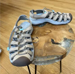 Keen Beige Outdoor Sport Sandals with Adjustable Bungee Laces Sz 8.5 thumbnail 1