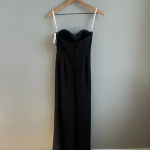 David’s Bridal NWT Jules and Cleo Crepe Black Strapless Evening Gown Embellished thumbnail 11