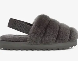 UGG Uggs thumbnail 1