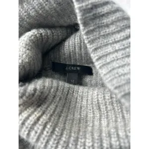 J Crew grey wool cashmere turtle neck sweater Medium cozy classic preppy thumbnail 4