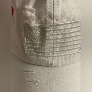 American Flag Mesh Back Trucker Hat Pony Cap. White thumbnail 2
