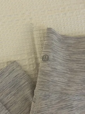 Lululemon Leggings thumbnail 4