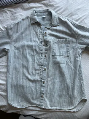 Old Navy Jean Jacket thumbnail 1