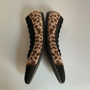Aerosoles Leopard Print Flats Size 8M Women’s Slip On Ballet Shoes Round Toe thumbnail 8