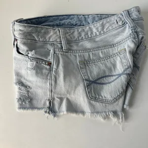 Abercrombie & Fitch Distressed Denim Womens Shorts 25 Festival Y2K Indie Sleaze thumbnail 5