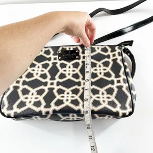 Kate Spade Chrissy Moroccan Print Crossbody Purse Bag Black thumbnail 6