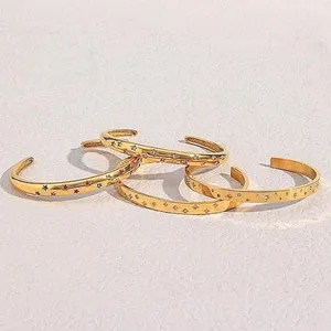 Boutique NEW Heavy 18k Gold Simulated Diamond Stars Bangle Cuff Bracelet‎ Sz Adjustable thumbnail 9