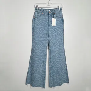 NWT Free People Wrangler Wanderer 622 Hi Rise Flare Jean Limited Edit Wild Thing thumbnail 3