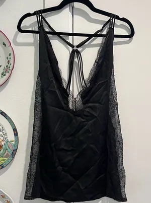 NEW Victorias Secret Chemise Black Lace Small thumbnail 1