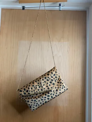 Leopard Print Foldover Crossbody Bag in Beige Faux Fur Cheetah Print Glam thumbnail 3
