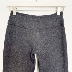 Beyond Yoga Ruched Scrunch Leg Leggings Athleisure Minimalist Clean Girl Pilates thumbnail 2