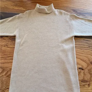 Babaton Aritzia Ribbed Turtleneck Sweater Dress Beige Oversized Small thumbnail 2