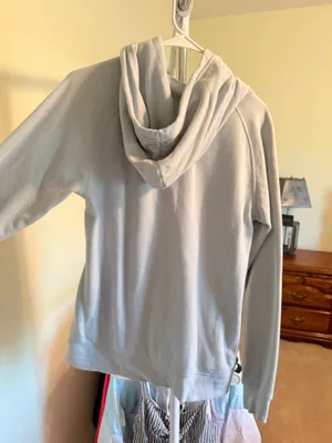 The North Face Sweatshirt thumbnail 2