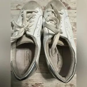 Steve Madden Steven Sneakers Women’s Size 7.5 White Leather Silver thumbnail 8
