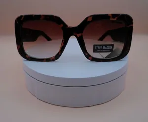 Steve Madden Margia Tortoise‎ Shell Square Sunglasses Brown Gradient SM Logo NEW thumbnail 1