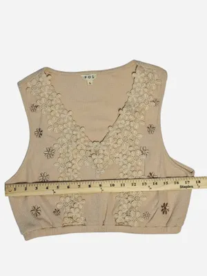 POL Women's Beige Waffle Knit Floral Embroidered Cropped Vest thumbnail 4