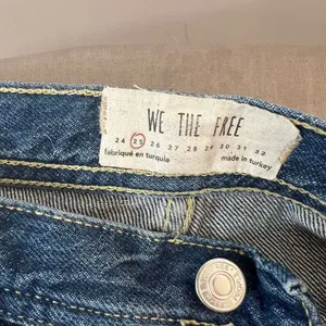 FREE PEOPLE STRAIGHT UP BAGGY MEDIUM WASH HIGH RISE JEANS size 25 thumbnail 9