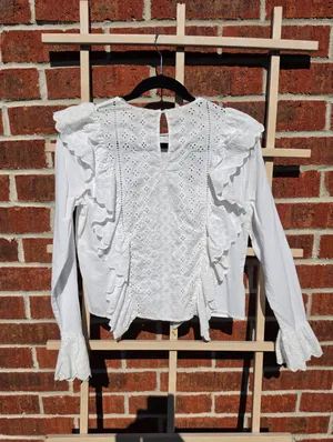 Zara White Eyelet Cotton Peasant Blouse Long Sleeved Small thumbnail 6
