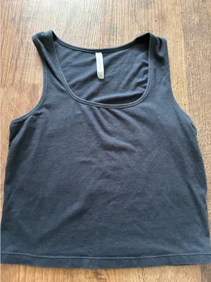 Fabletics Tank Top thumbnail 1
