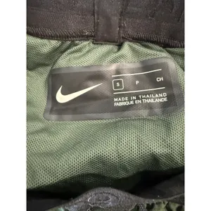 Nike Womens Forest Green Perforated Running Shorts Reflective‎ Size S 3in Inseam thumbnail 6