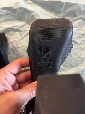 Black Heels Size 6 thumbnail 7