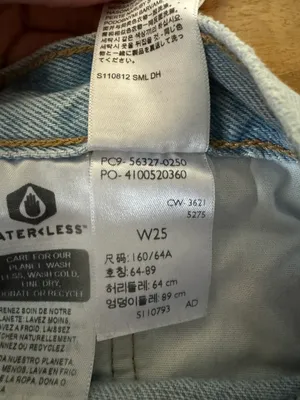 Levi's 501 Shorts thumbnail 6