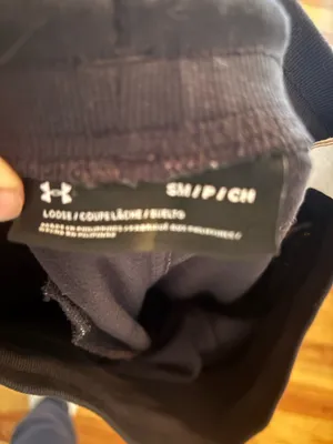 Under Armoursize small joggers with zip pockets  thumbnail 3