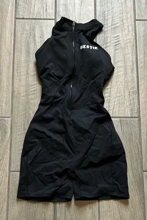 Black Sleeveless Zip-Up besties Romper thumbnail 1