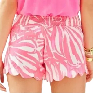 Lilly Pulitzer Women’s Size M Pink Sun Ray Shimmy Dahlia Scalloped Beach Shorts thumbnail 3