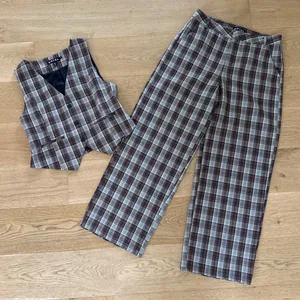 Motel Rocks X Olivia Neill Hondra Trousers & Vistana Vest Checks Size S Brown Gray thumbnail 1
