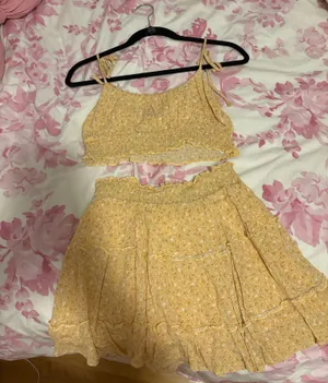 Yellow Boutique Set thumbnail 2
