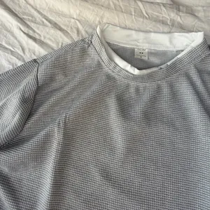 Women's Large Long Sleeve Crew Neck Grey White Top Size L #260378 thumbnail 2