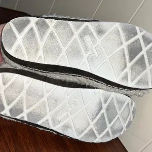 L.L. Bean women’s Sherpa slippers size 10 medium thumbnail 6