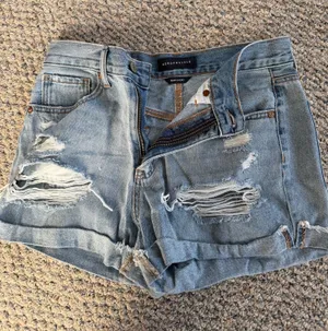 Hollister Jean Shorts thumbnail 1