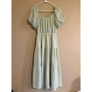 ASTR‎ The Label Sage Green Puff Sleeve Tiered Midi Dress Small AC12384 thumbnail 3
