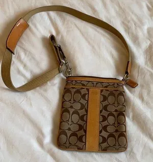 Coach crossbody purse thumbnail 1