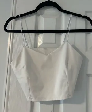 White Crop Tank Top Size XS thumbnail 1
