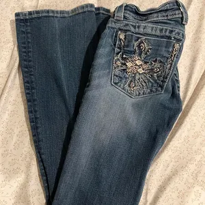 Miss Me Flare Jeans thumbnail 1
