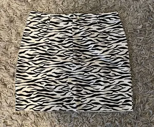 Mini Skirt thumbnail 2
