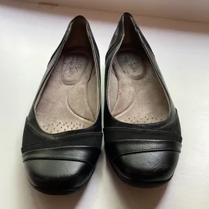 LifeStride Soft System Flats Black Shiny and‎ Suede Accents Neutral Slip On 7 thumbnail 4