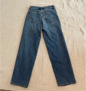 Old Navy High-Rise Loose O.G. Jeans Secret Smooth Pockets thumbnail 3