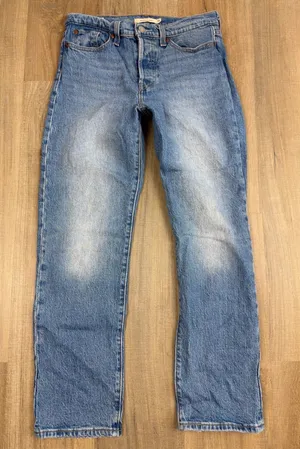 Levis Premium Wedgie Straight Jeans Womens 26 Blue High Rise Button Fly Denim thumbnail 1