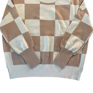 Elegant Checkered Sweater thumbnail 5
