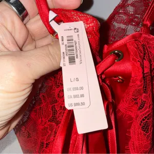 NWT Victoria’s Secret Red Satin Lace Teddy Bodysuit Red Large‎ thumbnail 7