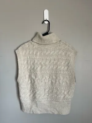 OLD NAVY | Cream Cable-Knit Sleeveless Turtleneck Sweater Vest Sz M thumbnail 6