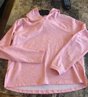 Cozy Athletic Top Size M thumbnail 1